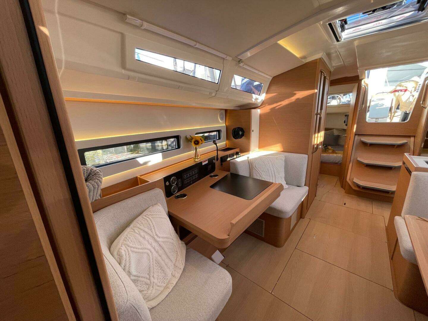 2027 Jeanneau Sun Odyssey 415 - Image 36
