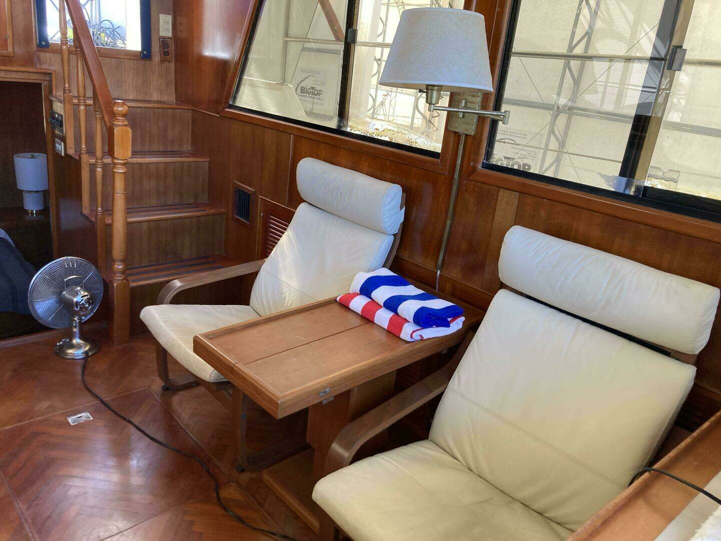 1986 Heritage East Sundeck 36 - Image 24