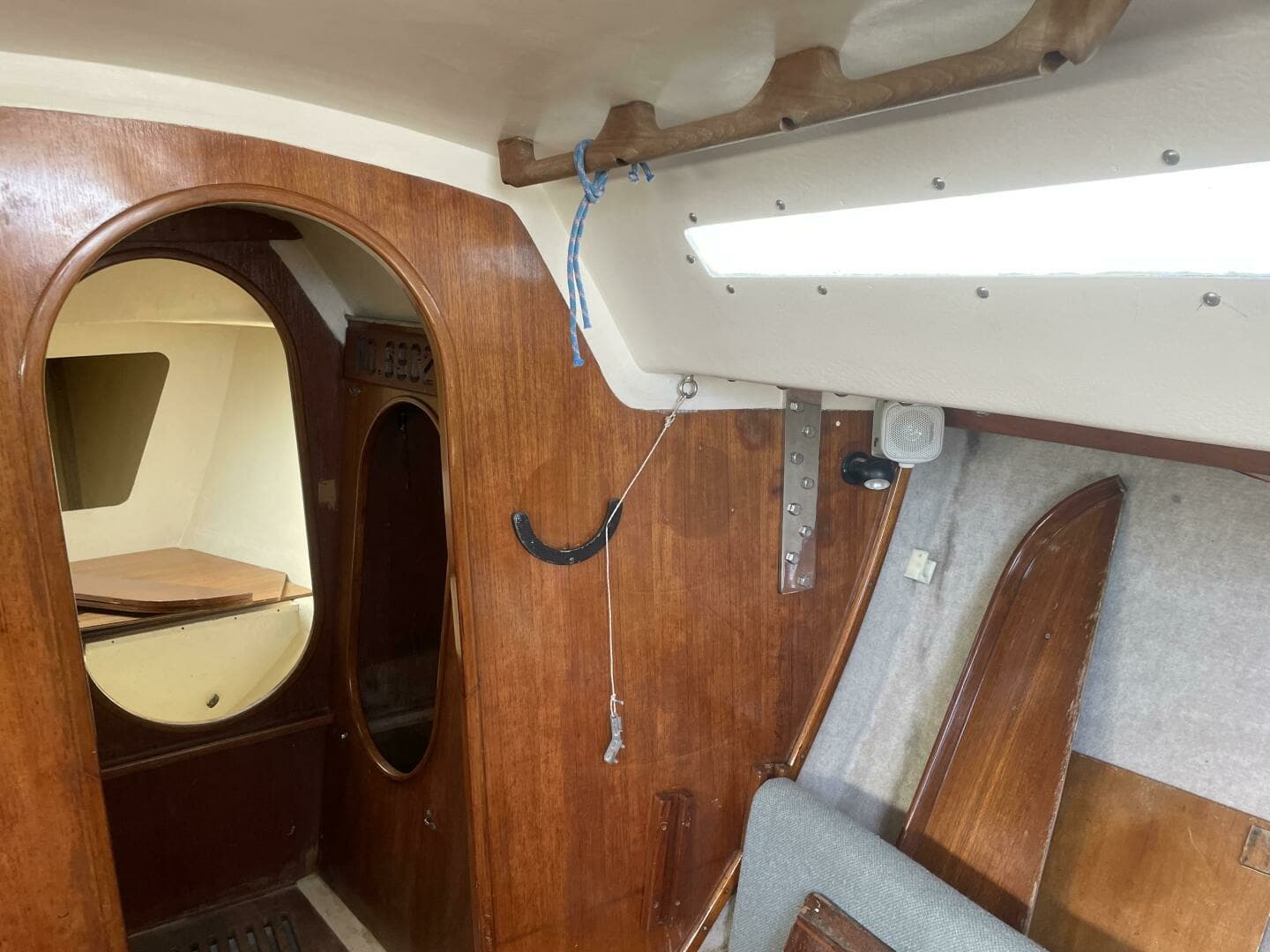 1986 J Boats J35 - Image 7