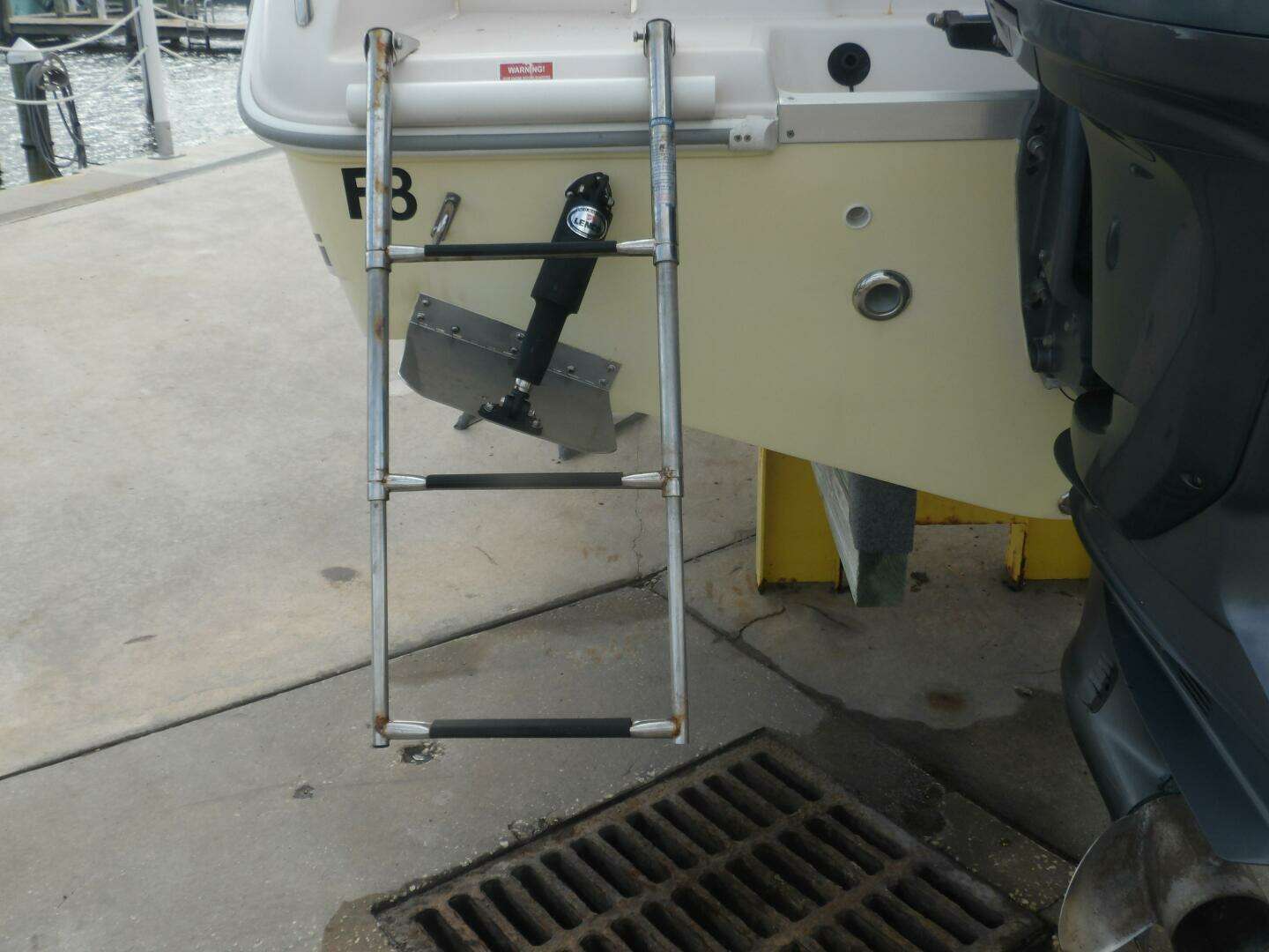 2006 Cobia 210 CC - Image 12