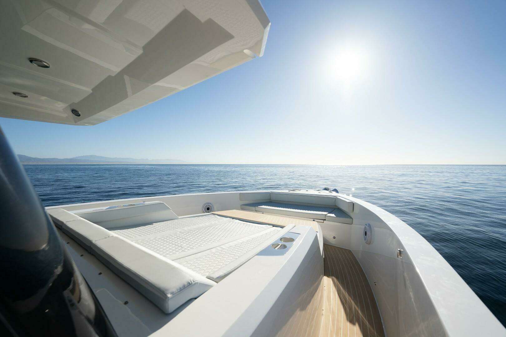 2026 De Antonio Yachts 50 Coupe - Image 23