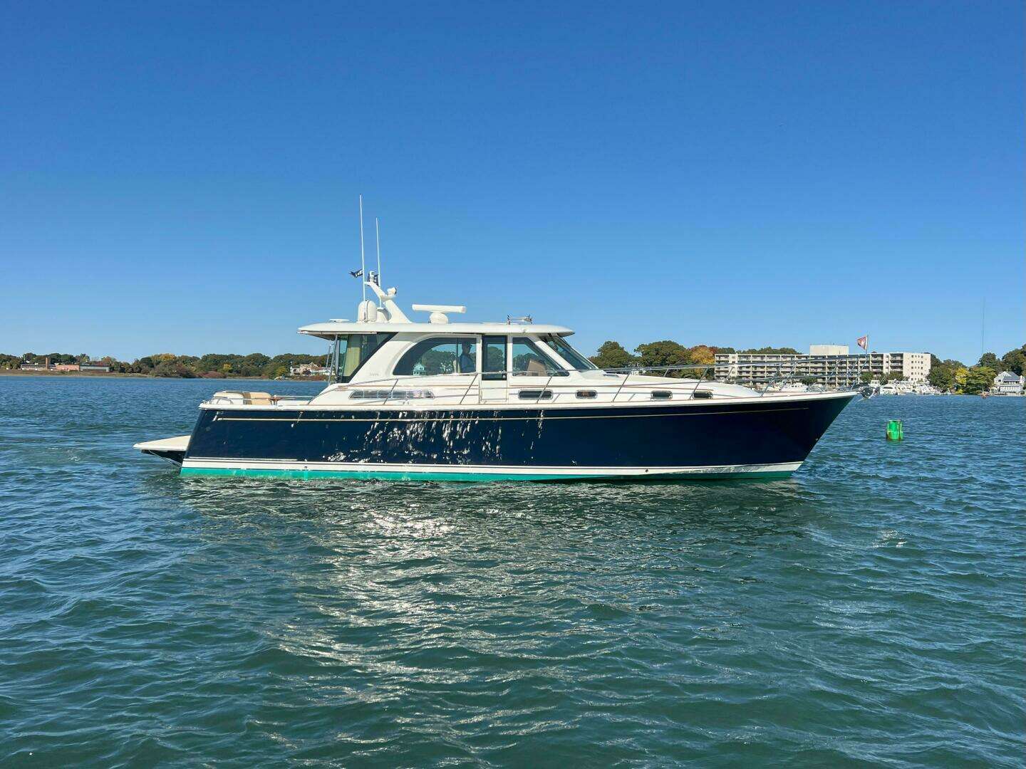 2018 Sabre 45 Salon Express - Image 32