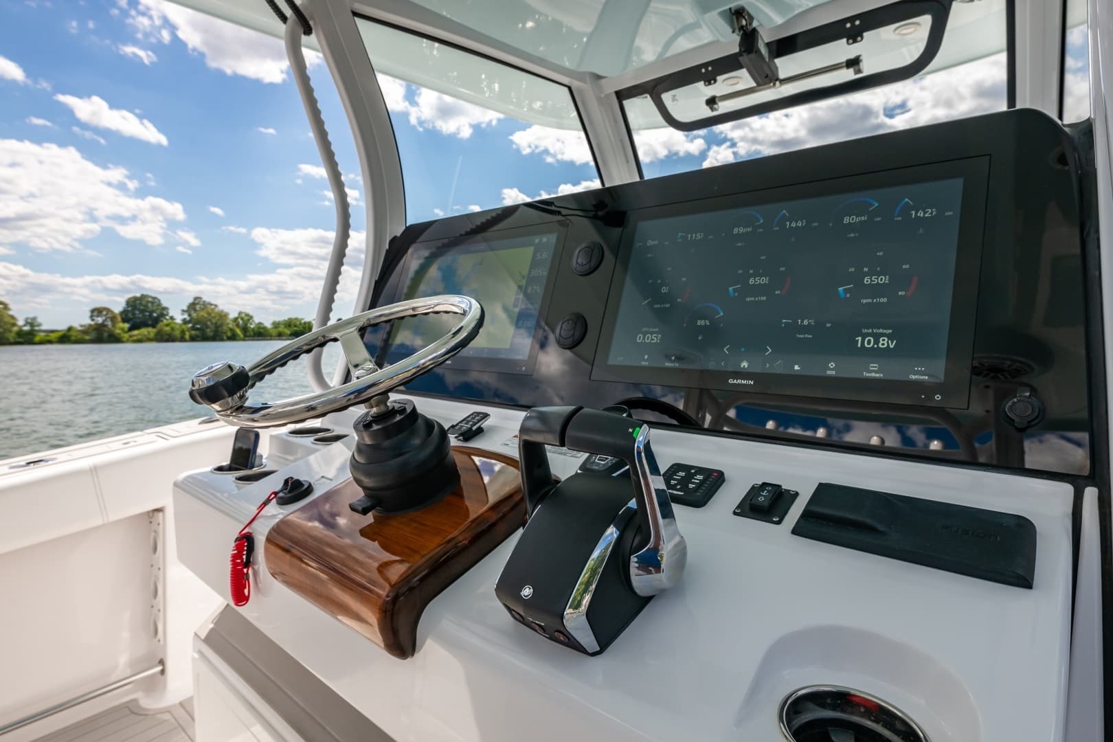 2023 Sportsman Open 352 Center Console - Image 36
