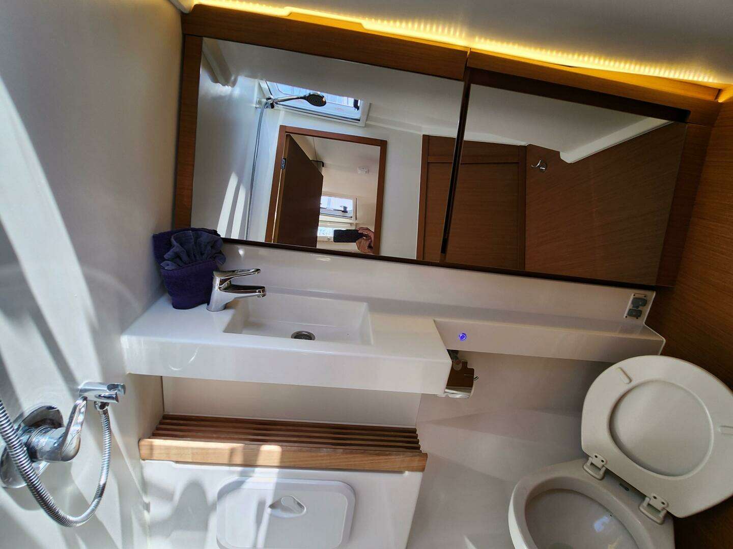 2023 Jeanneau Sun Odyssey 440 - Image 18