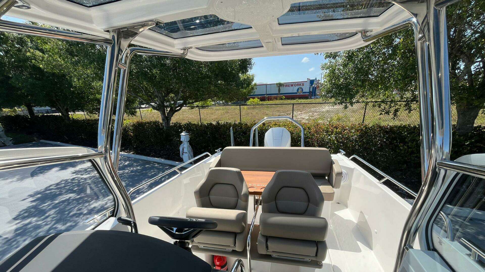 2024 Nimbus Tender 8 - Image 12