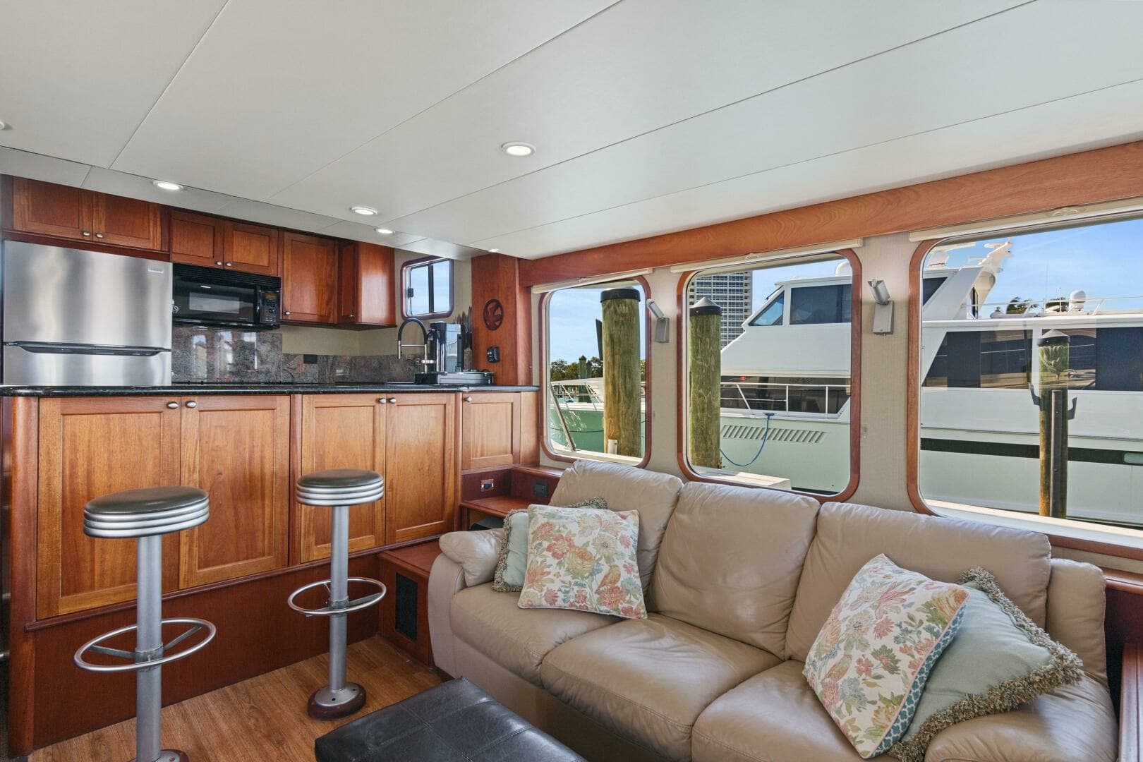 2004 Northern Marine 5700 Expedition - Image 13
