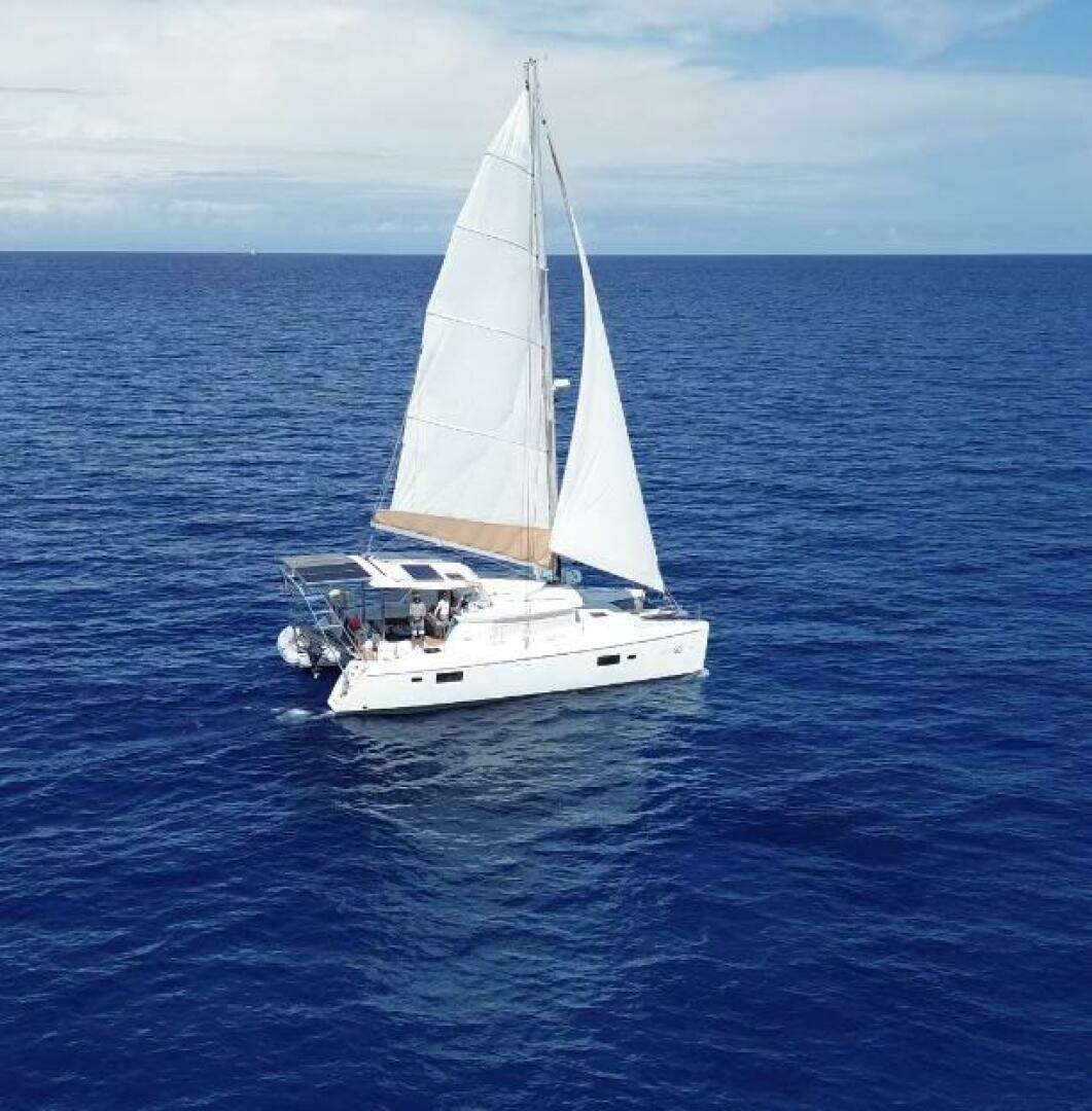 2009 Lagoon — - Image 2