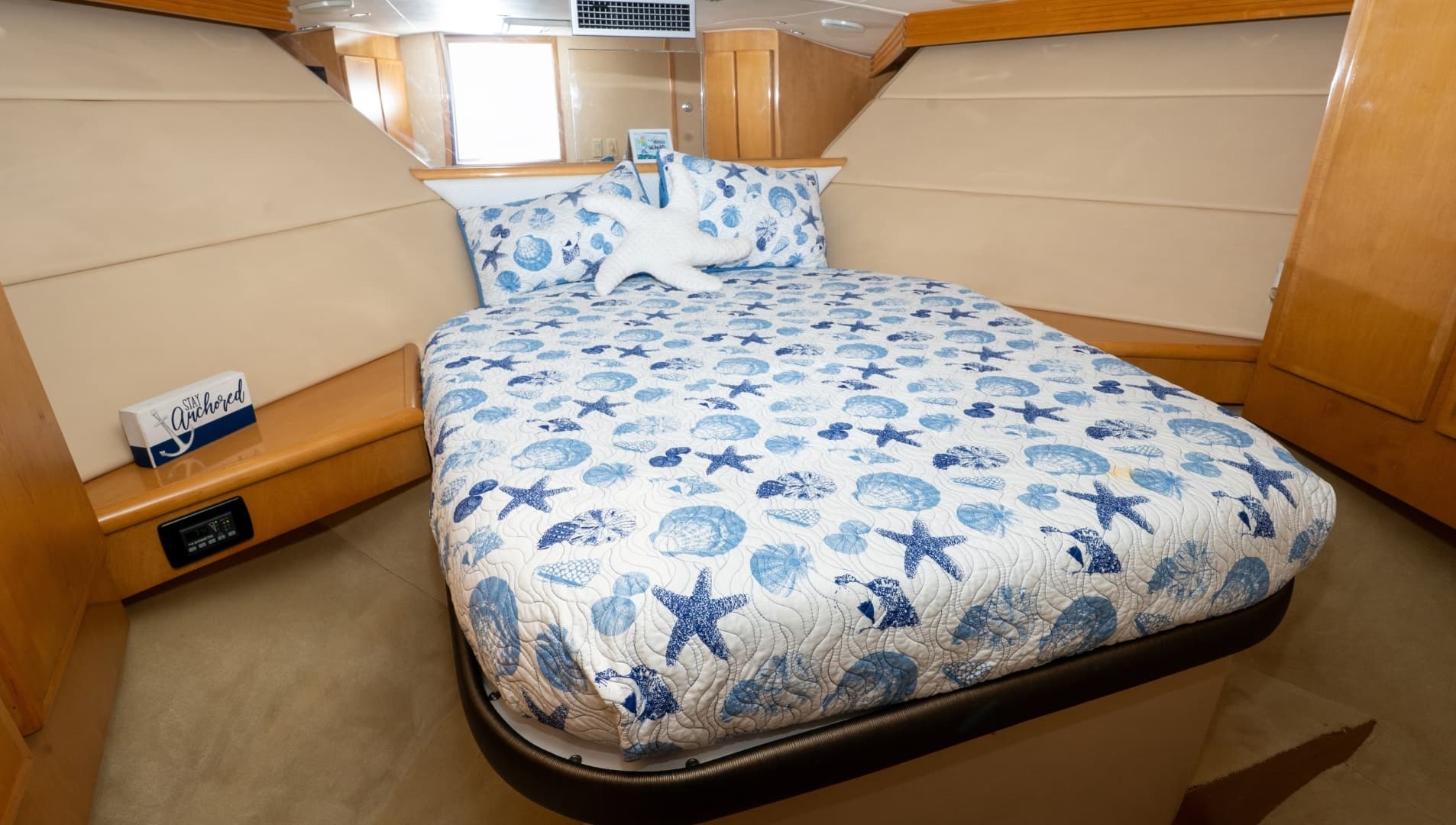 2000 Hatteras 50 Convertible - Image 70