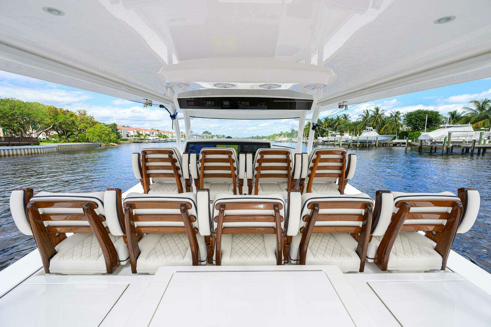 2024 Valhalla Boatworks V-55 - Image 15
