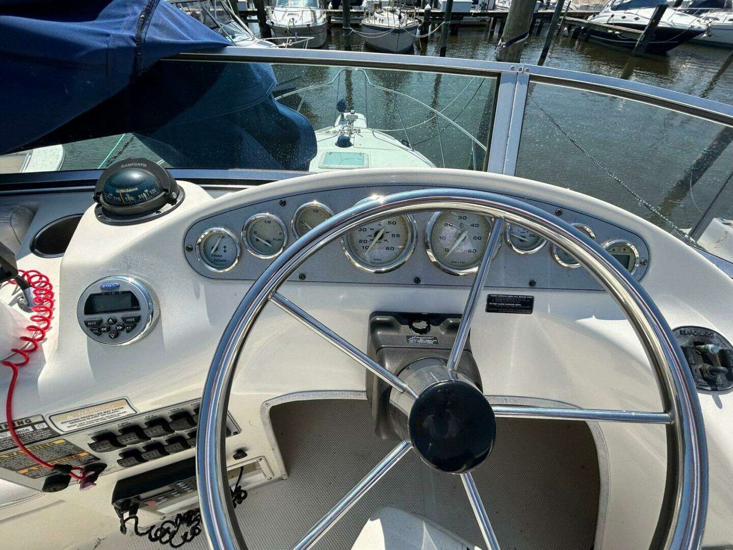 2008 Bayliner Discovery 288 - Image 21