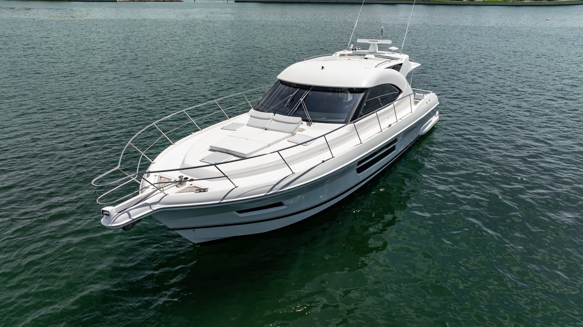 2016 Riviera 5000 Sport Yacht - Image 11