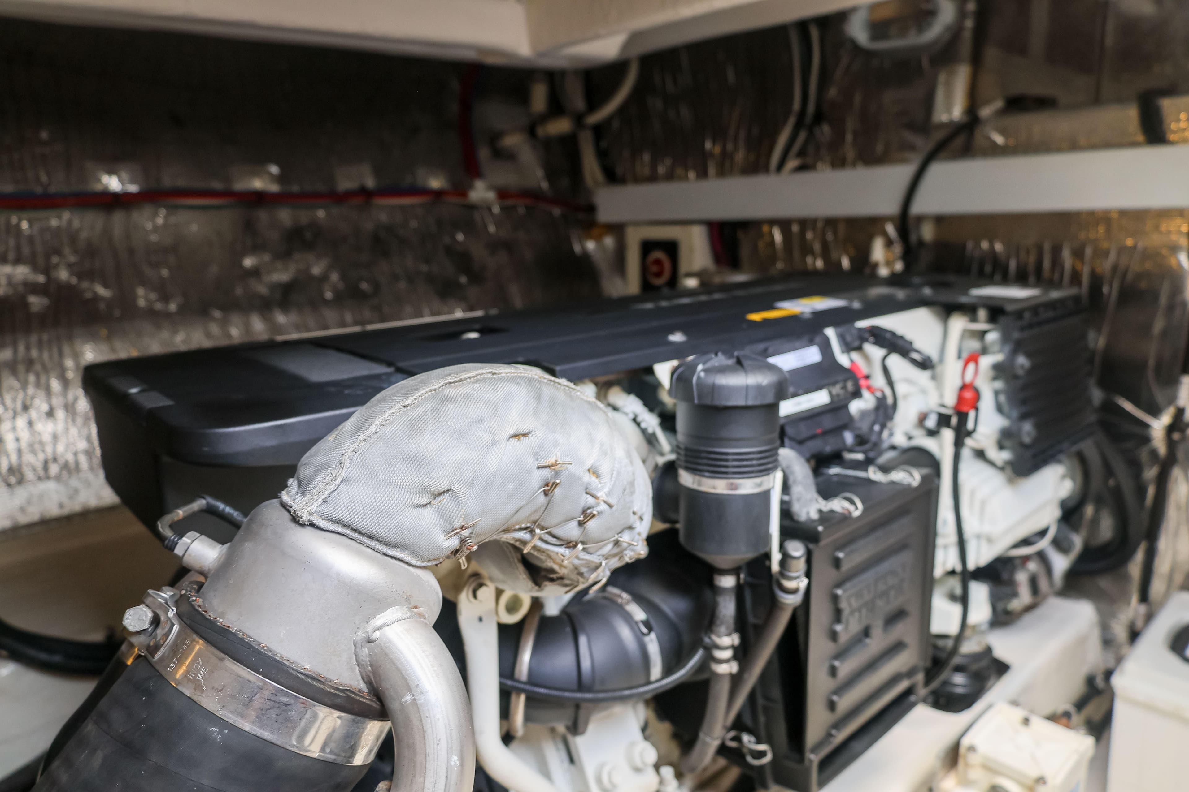 2014 Cruisers Yachts 45 Cantius - 70