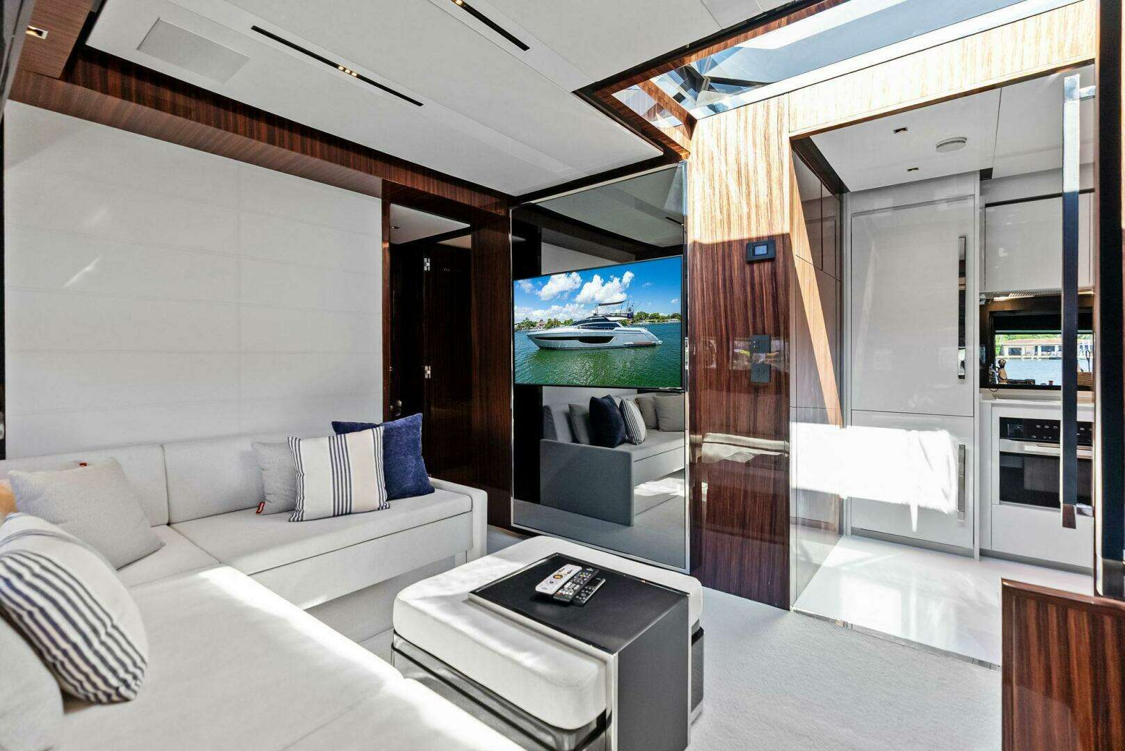 2023 Riva Perseo Super - Image 23
