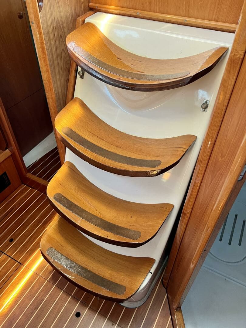 2005 Jeanneau Sun Odyssey 35 - Image 56