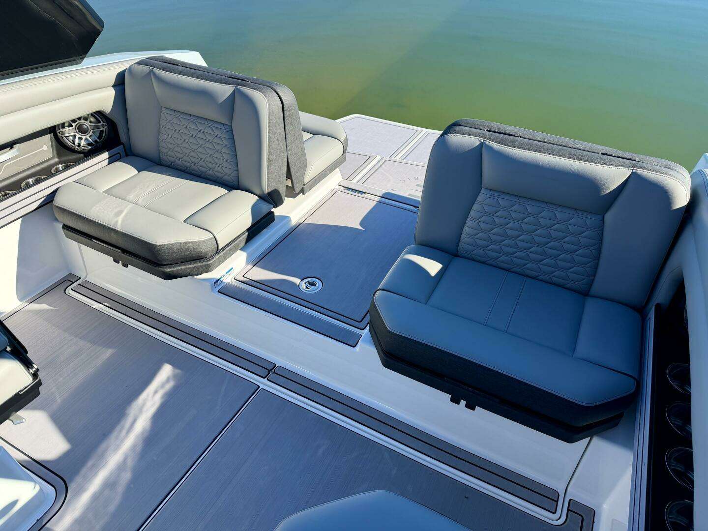 2023 Correct Craft Ingenity 23EL2 Electric Boat - Image 100