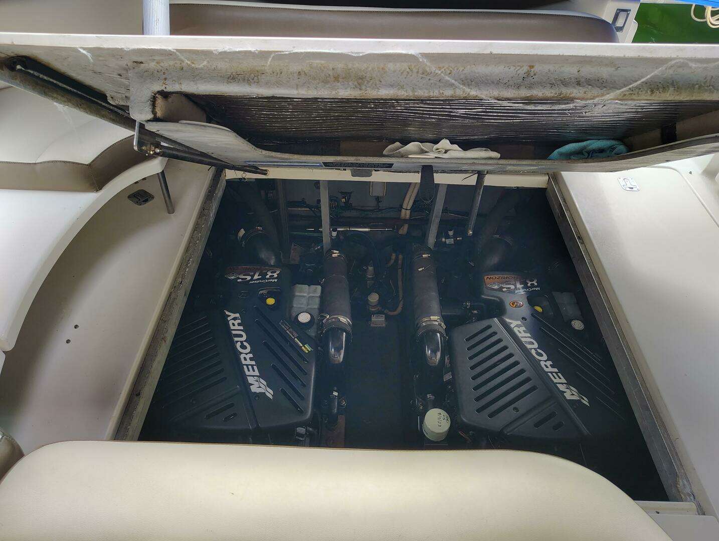 2001 Sea Ray Sun-Dancer - Image 3