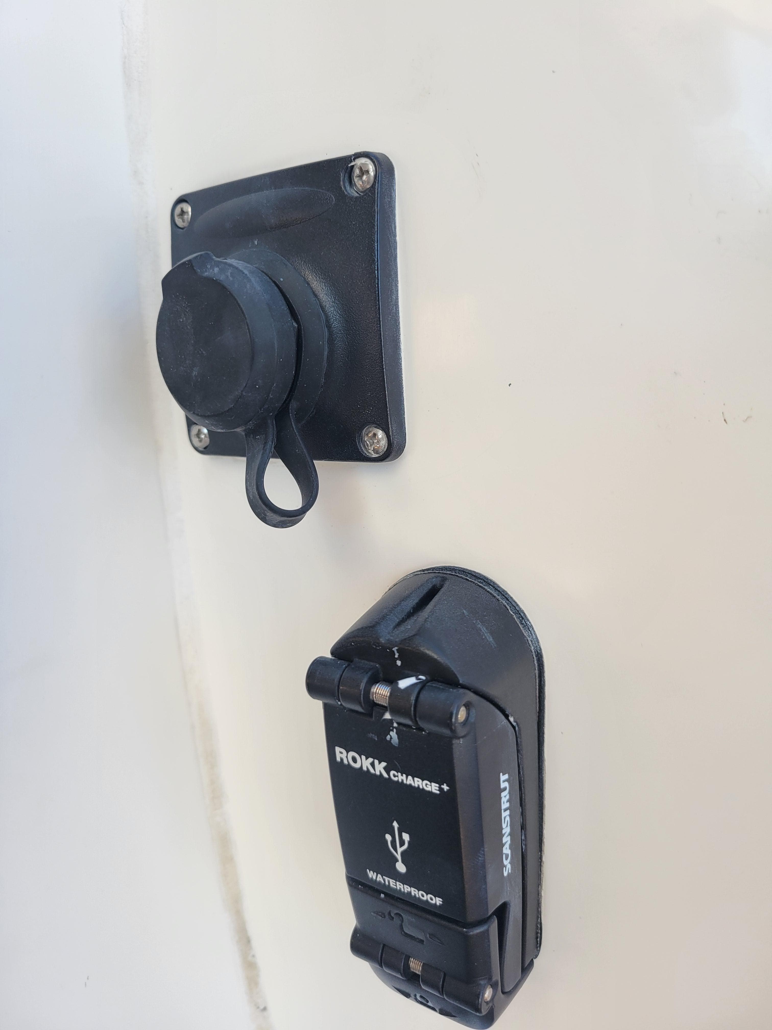 USB and power outlet on 2006 Fountaine Pajot LAVEZZI catamaran.