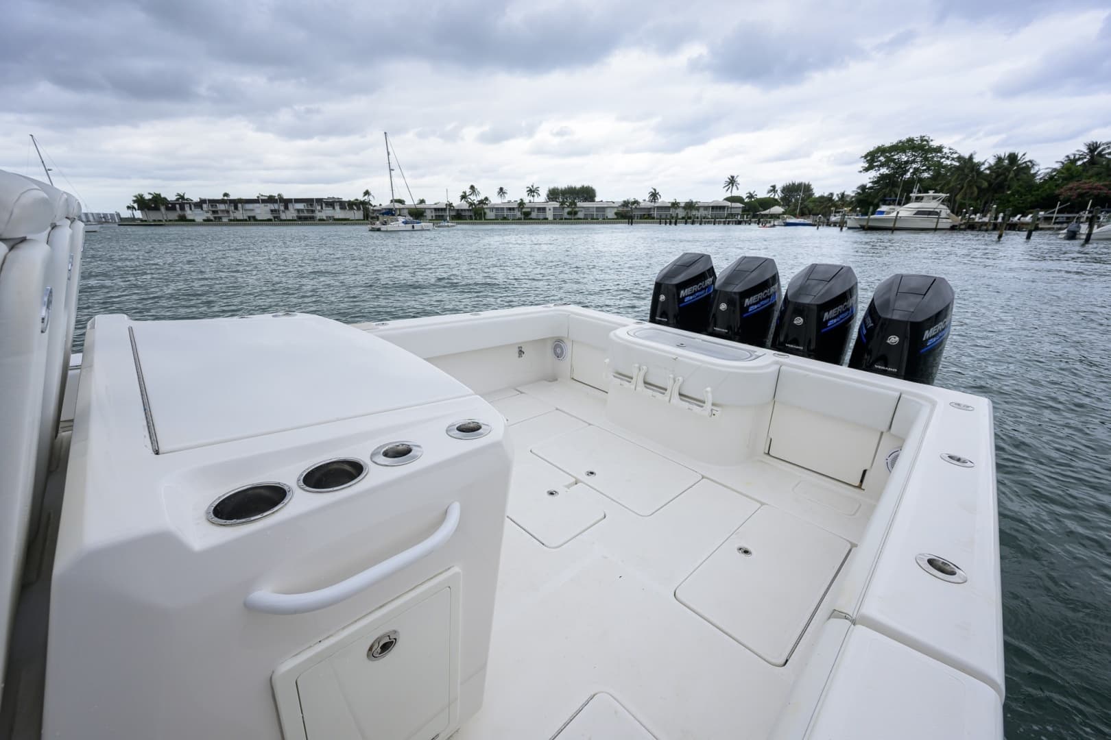 2019 Invincible 42 Open - Image 13