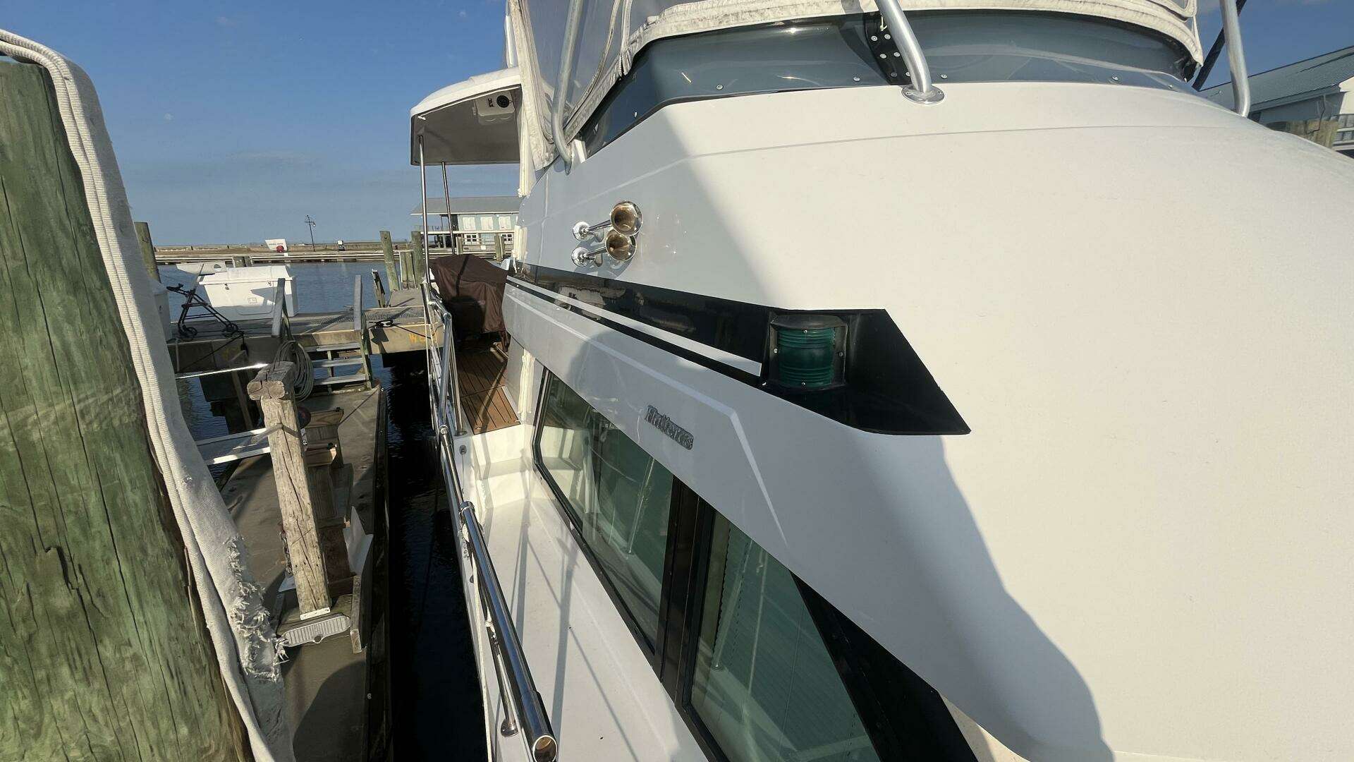 1994 Hatteras Double Cabin - Image 12