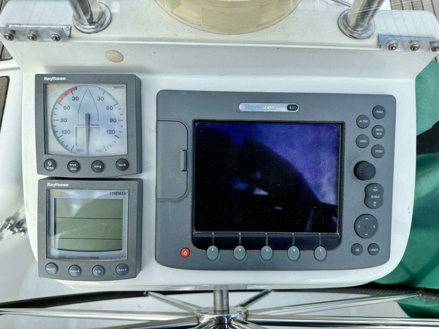 2000 Beneteau 361 - Image 22