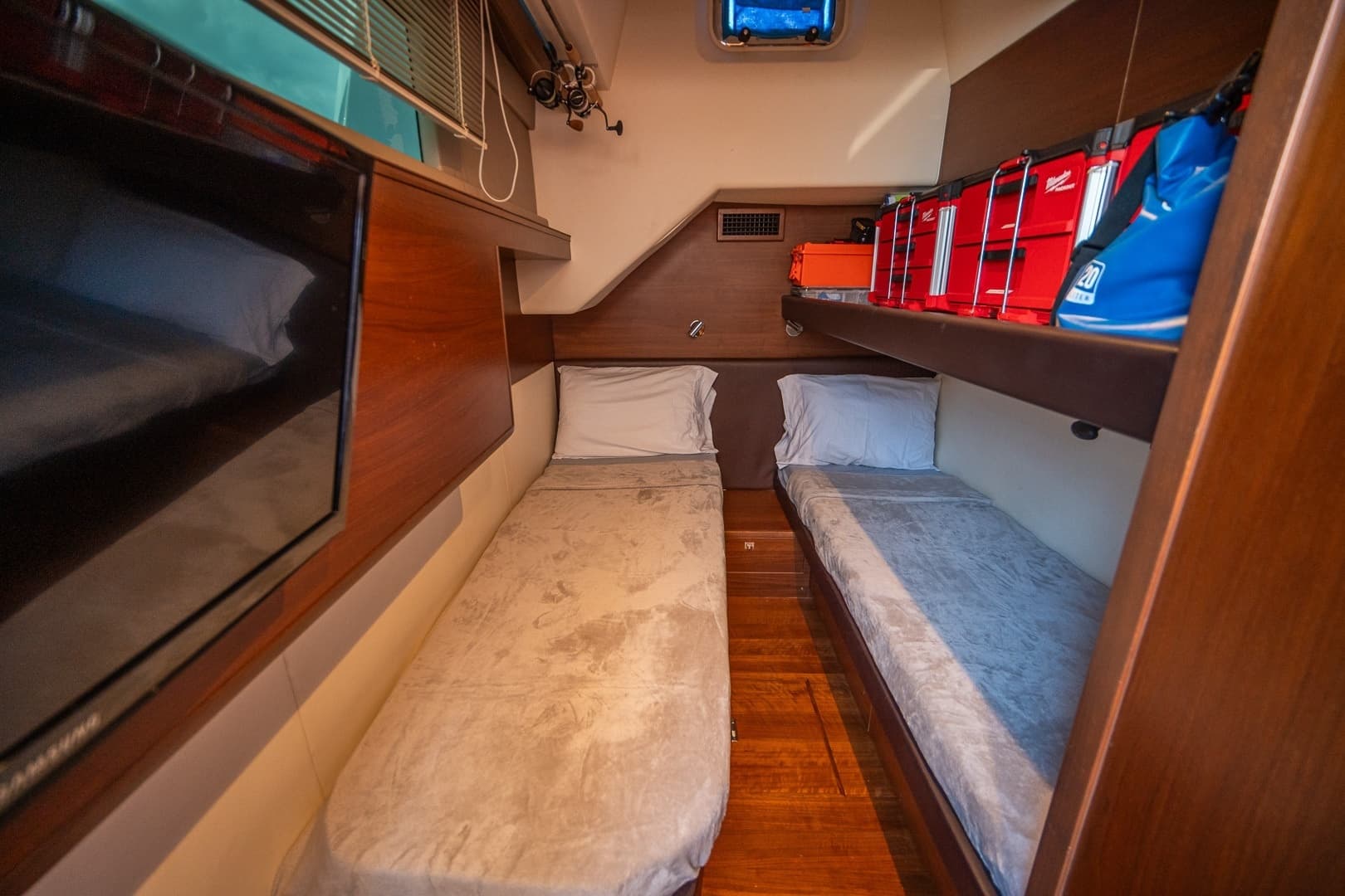 2017 Princess 68 Flybridge - Image 79