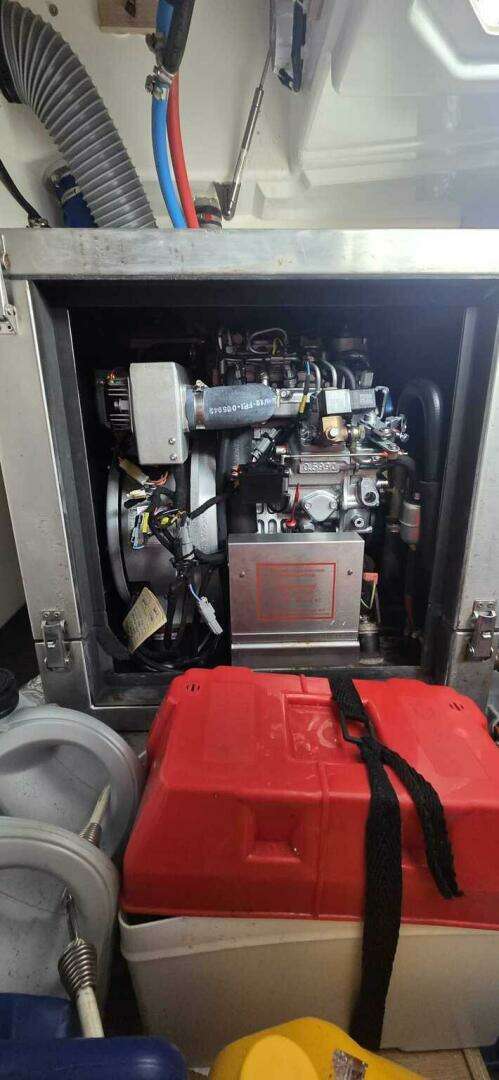 2022 Dufour 530 - Image 25