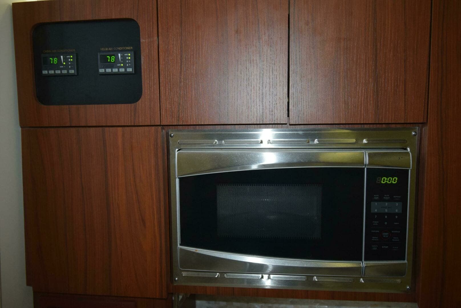 2016 Grady-White Express 330 - Image 57