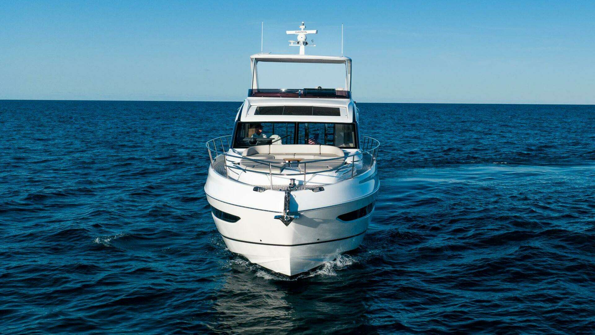 2026 Princess S65 Sportbridge - Image 3
