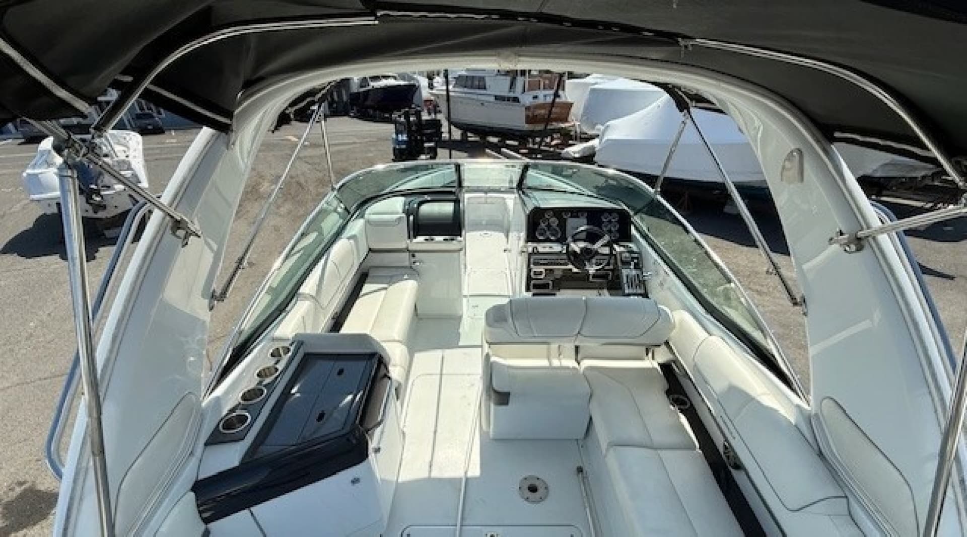 2015 Formula 310 Bowrider - Image 8