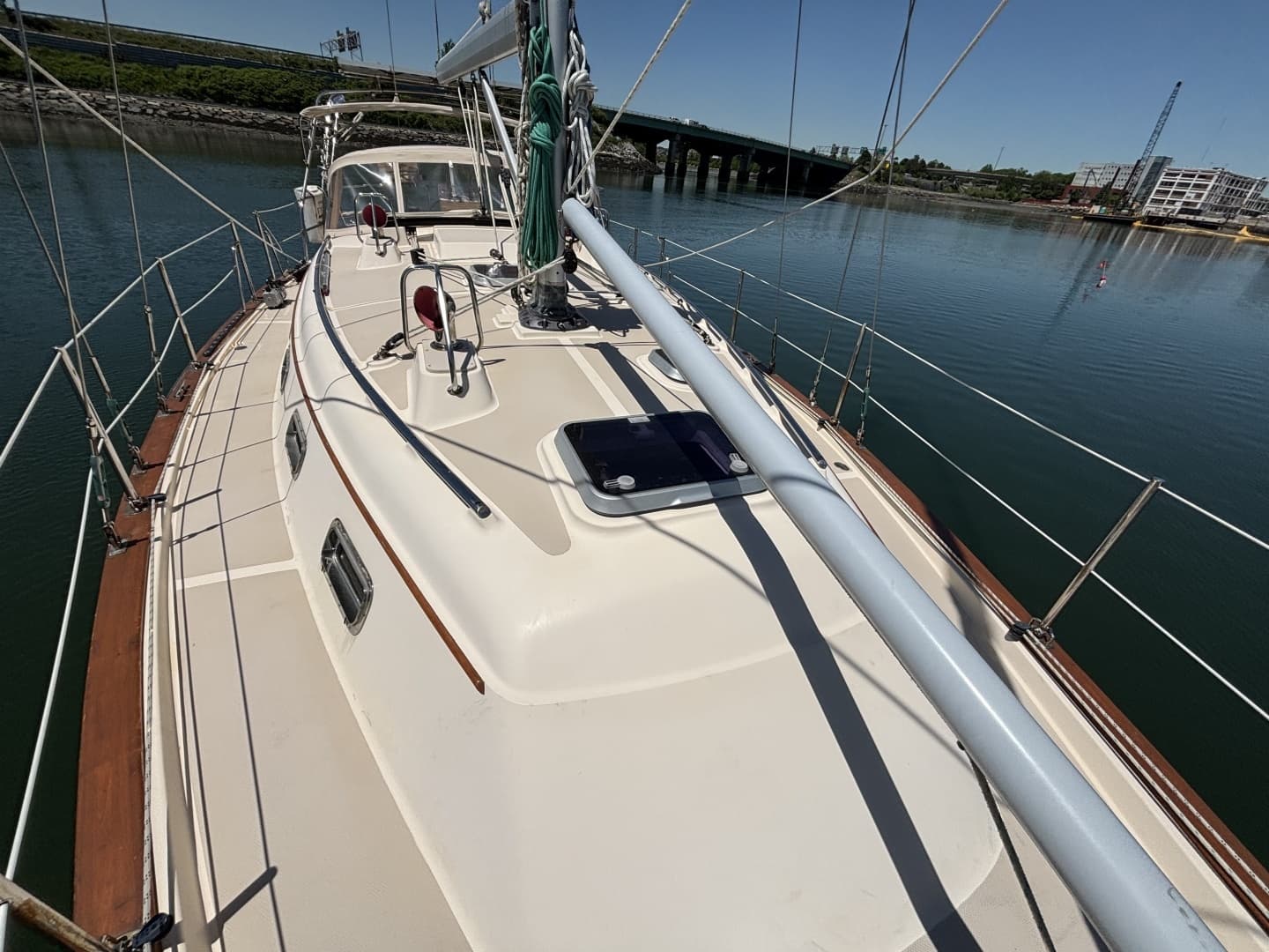 2015 Island Packet — - Image 22