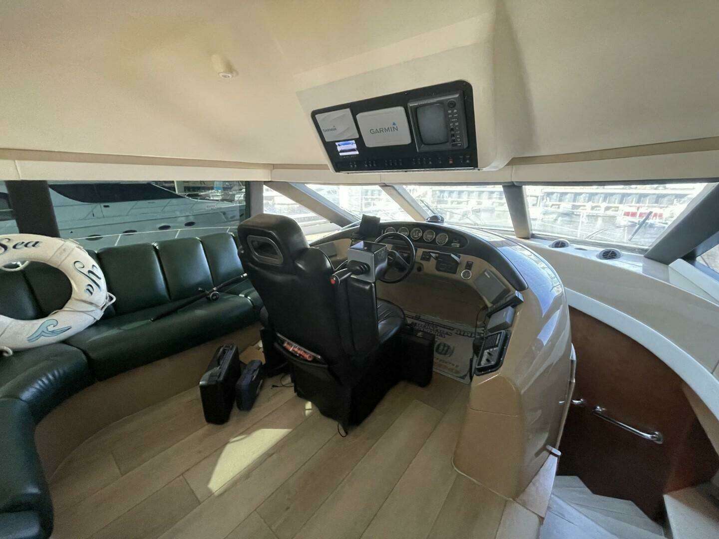 1998 Carver 53 Voyager - Image 6