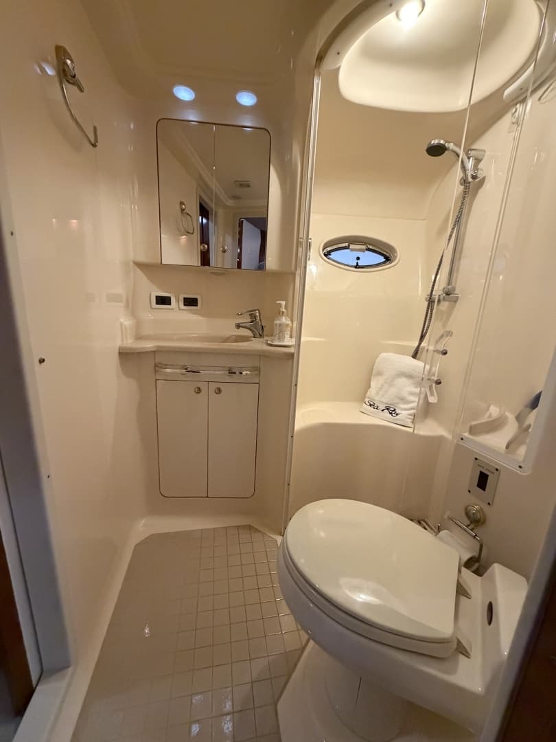 2001 Sea Ray 510 Sundancer 800 CAT - Image 40