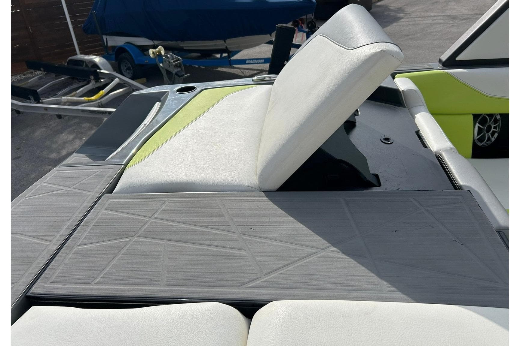 2021 ATX 22 Type-S boat interior with adjustable seating and modern design.