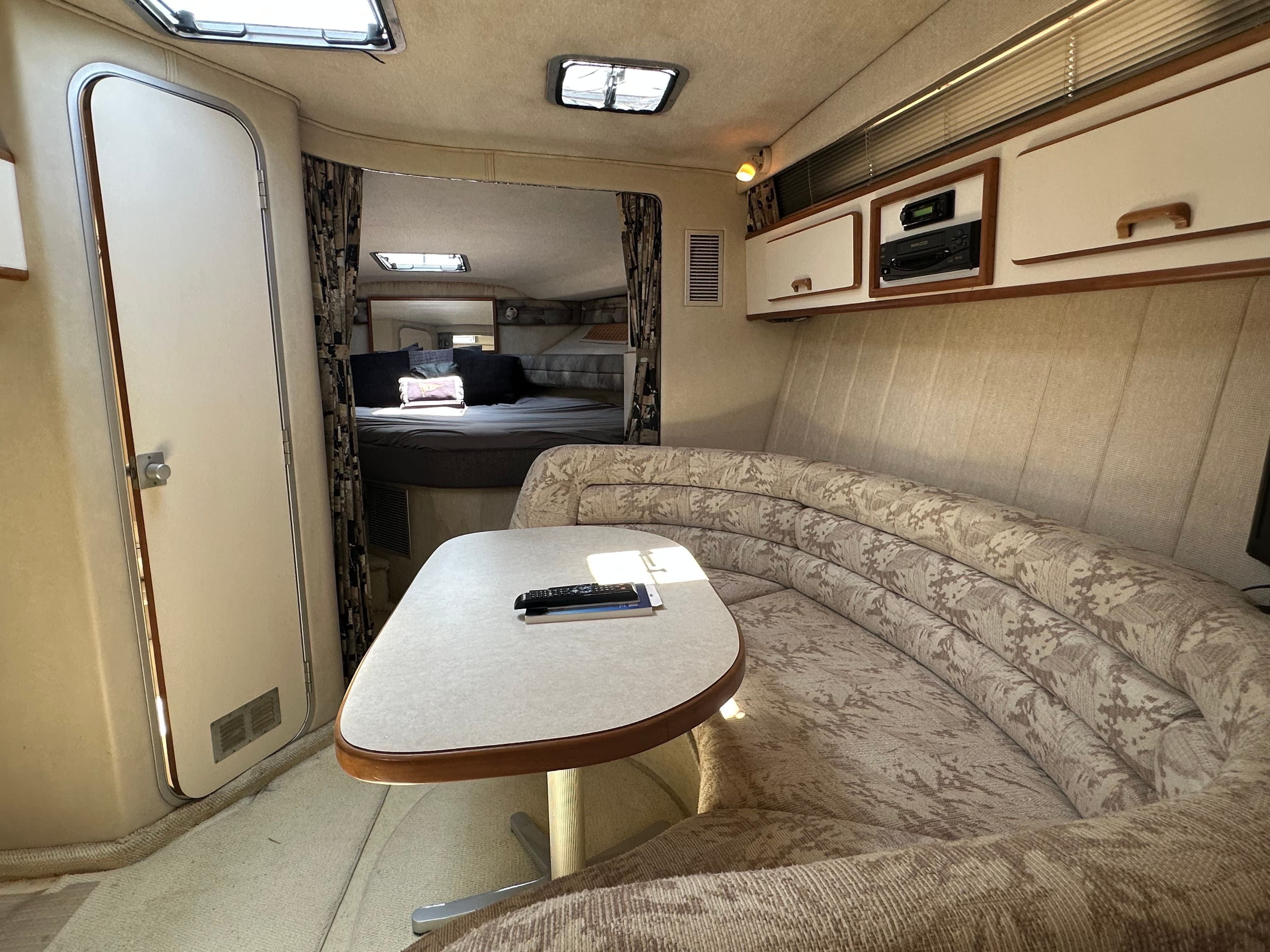 1991 Sea Ray Sundancer 350 - 21