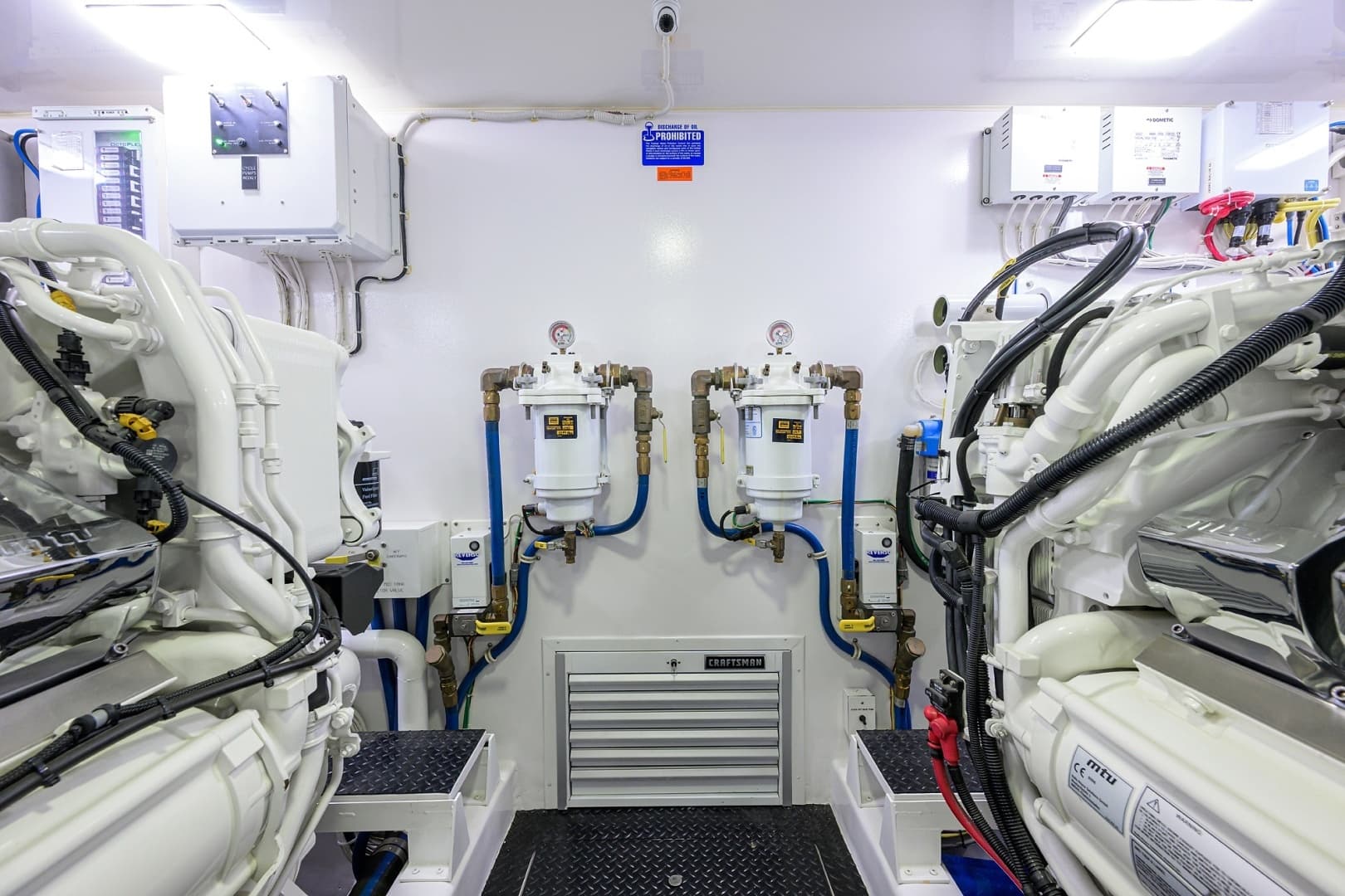 2023 Viking 80 Skybridge - Image 47
