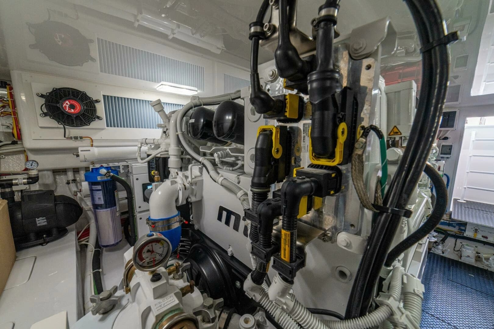 2025 Viking 58 Convertible - Image 51