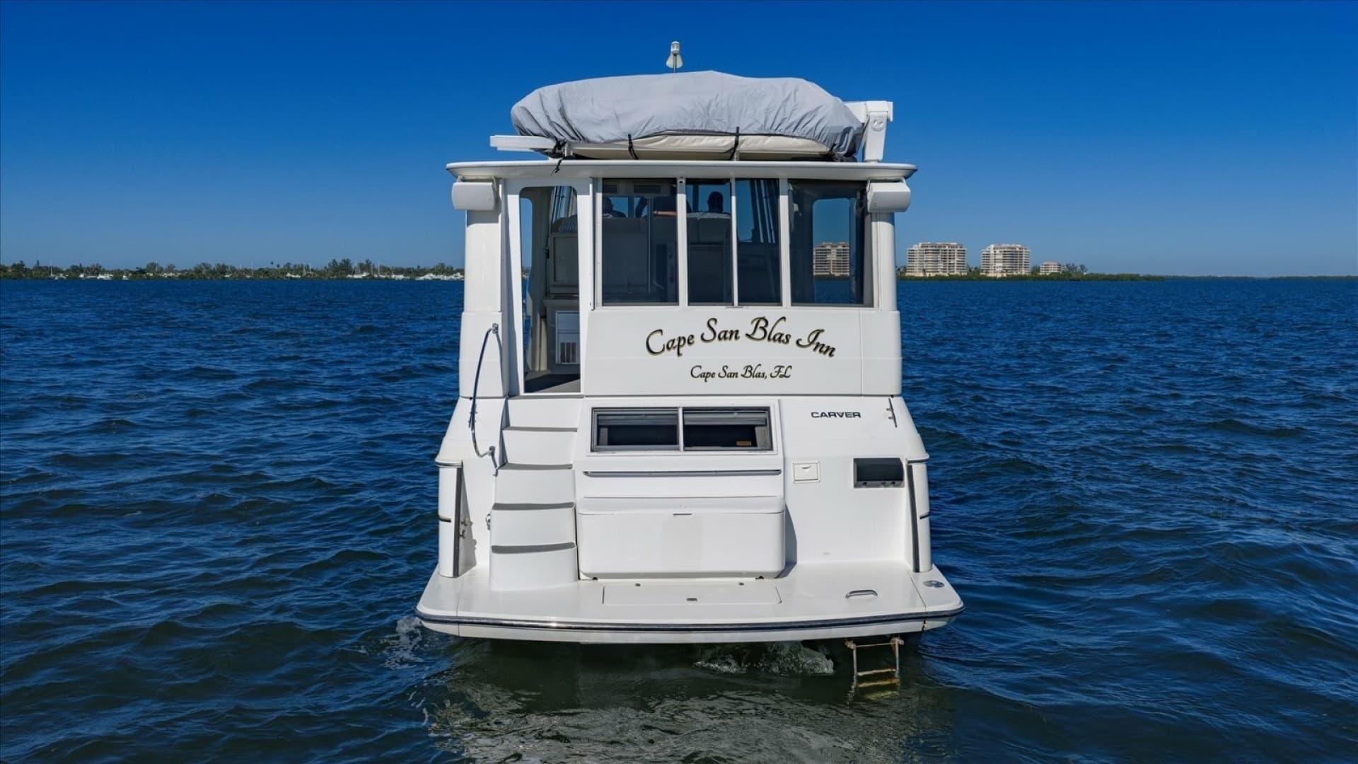1998 Carver 455 Aft Cabin MY - Image 12