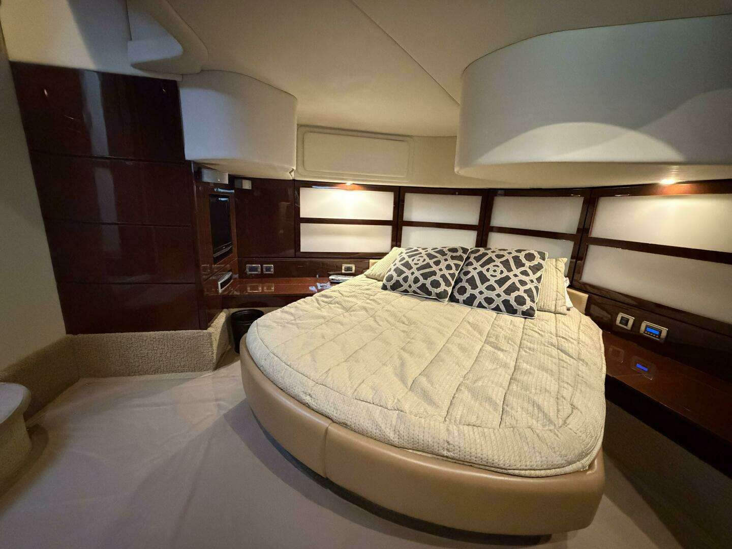2008 Sea Ray 47 Sedan Bridge - Image 22