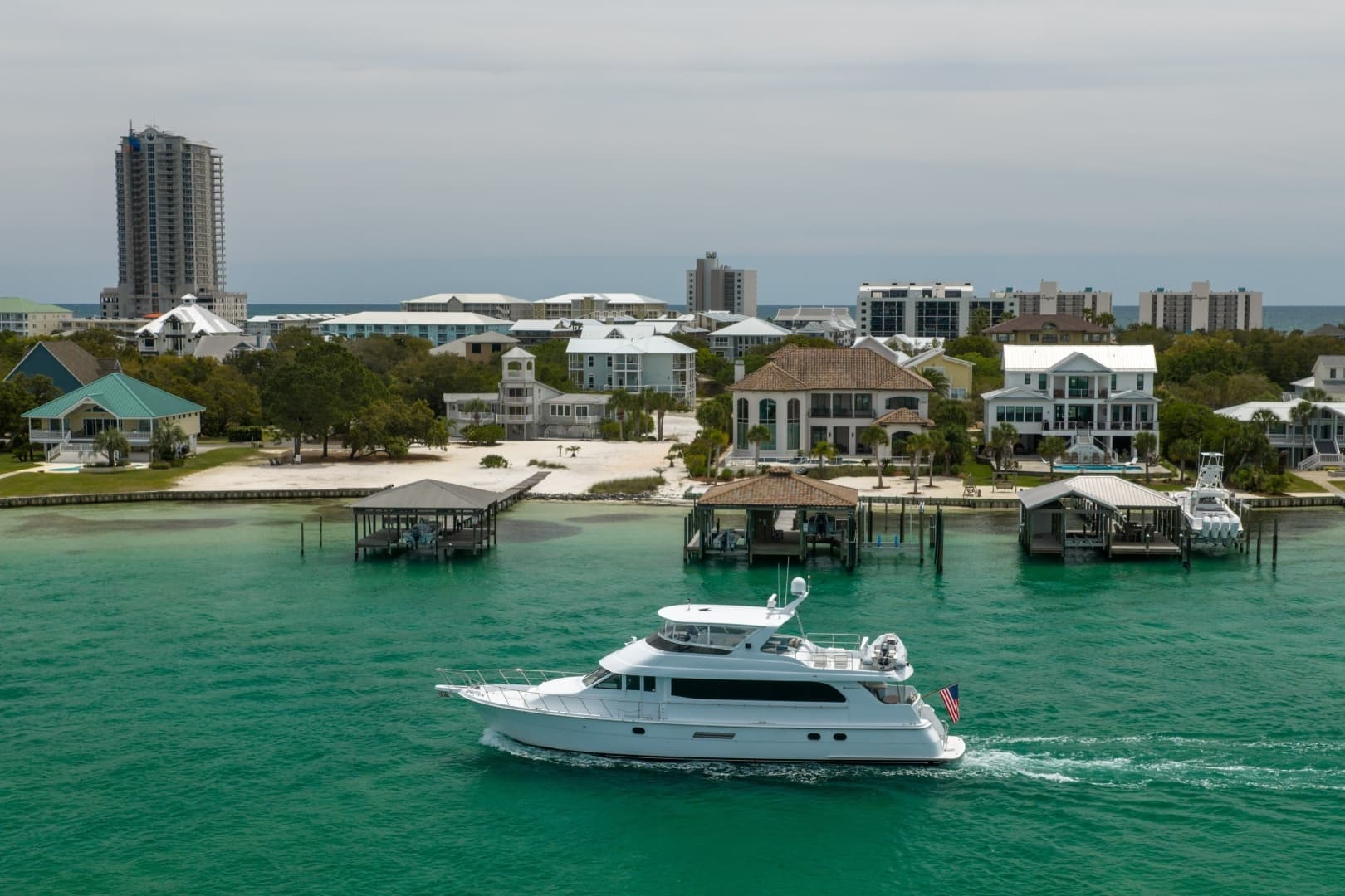 2004 Hatteras Sport Deck - Image 56