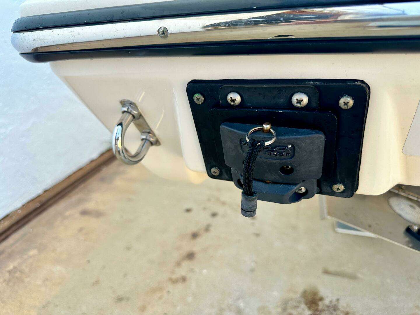 2016 Pursuit C 238 Center Console - Image 13