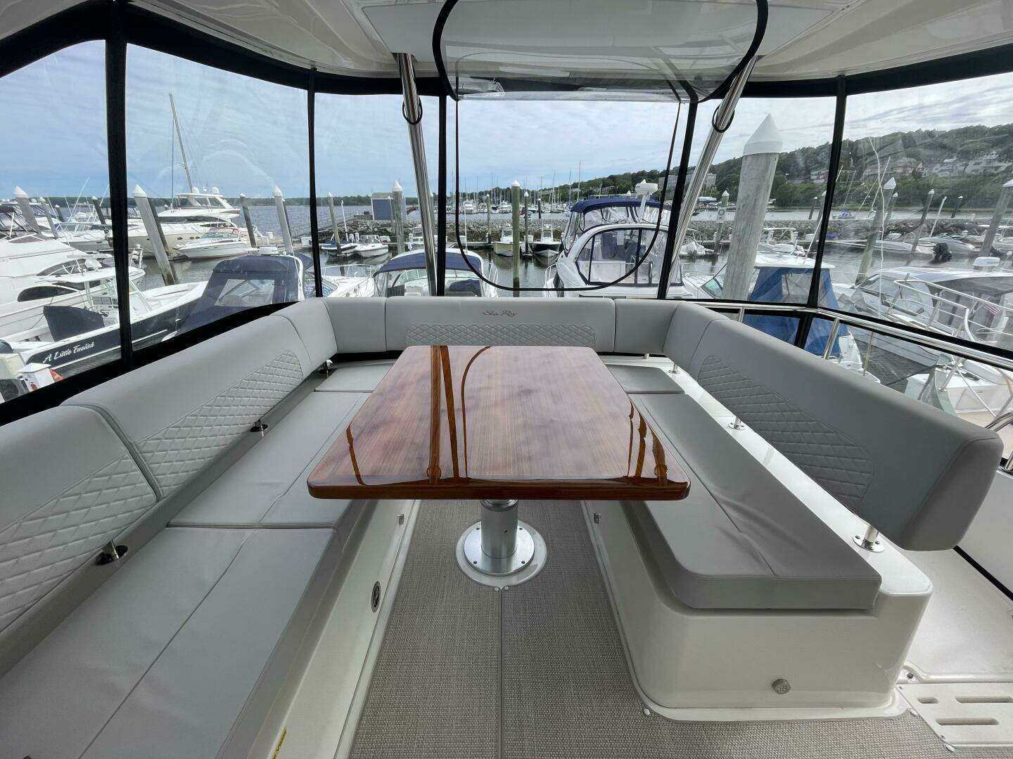 2017 Sea Ray L59 Fly - Image 40