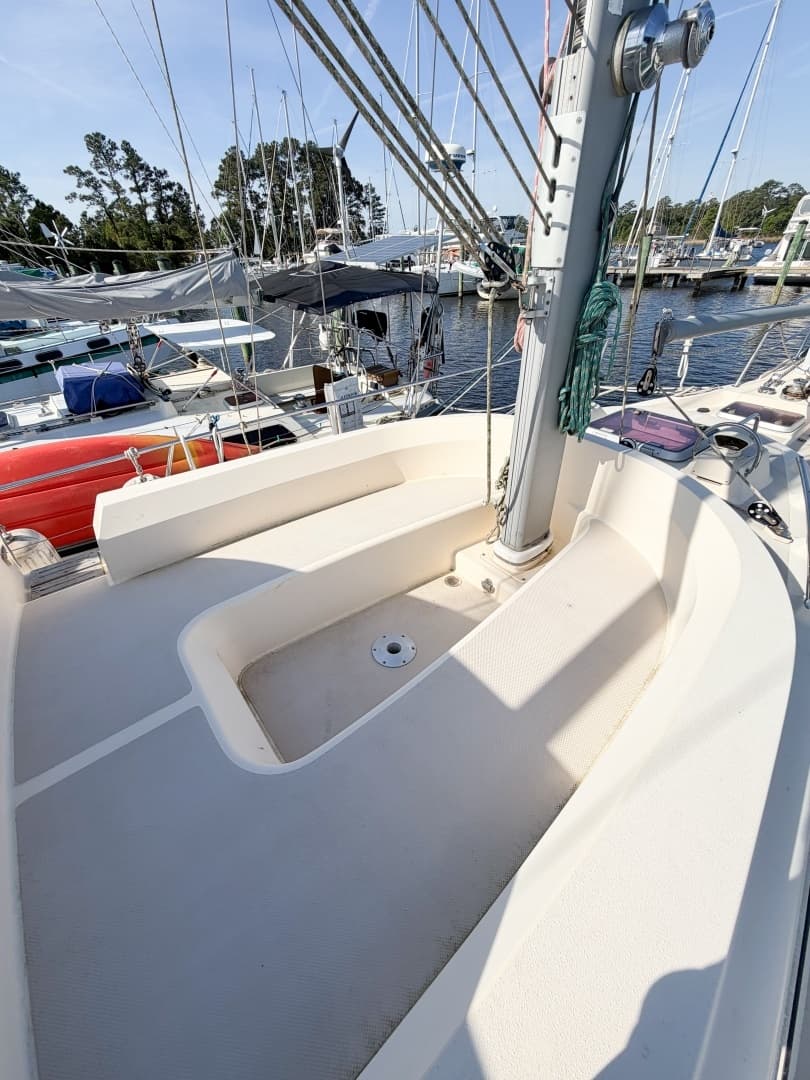 2007 Island Packet SP Cruiser - Image 21
