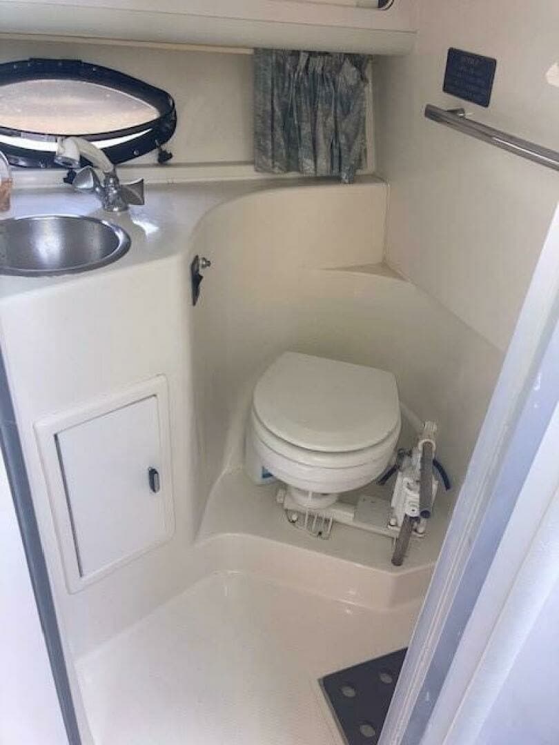 1992 Tiara Sport — - Image 21