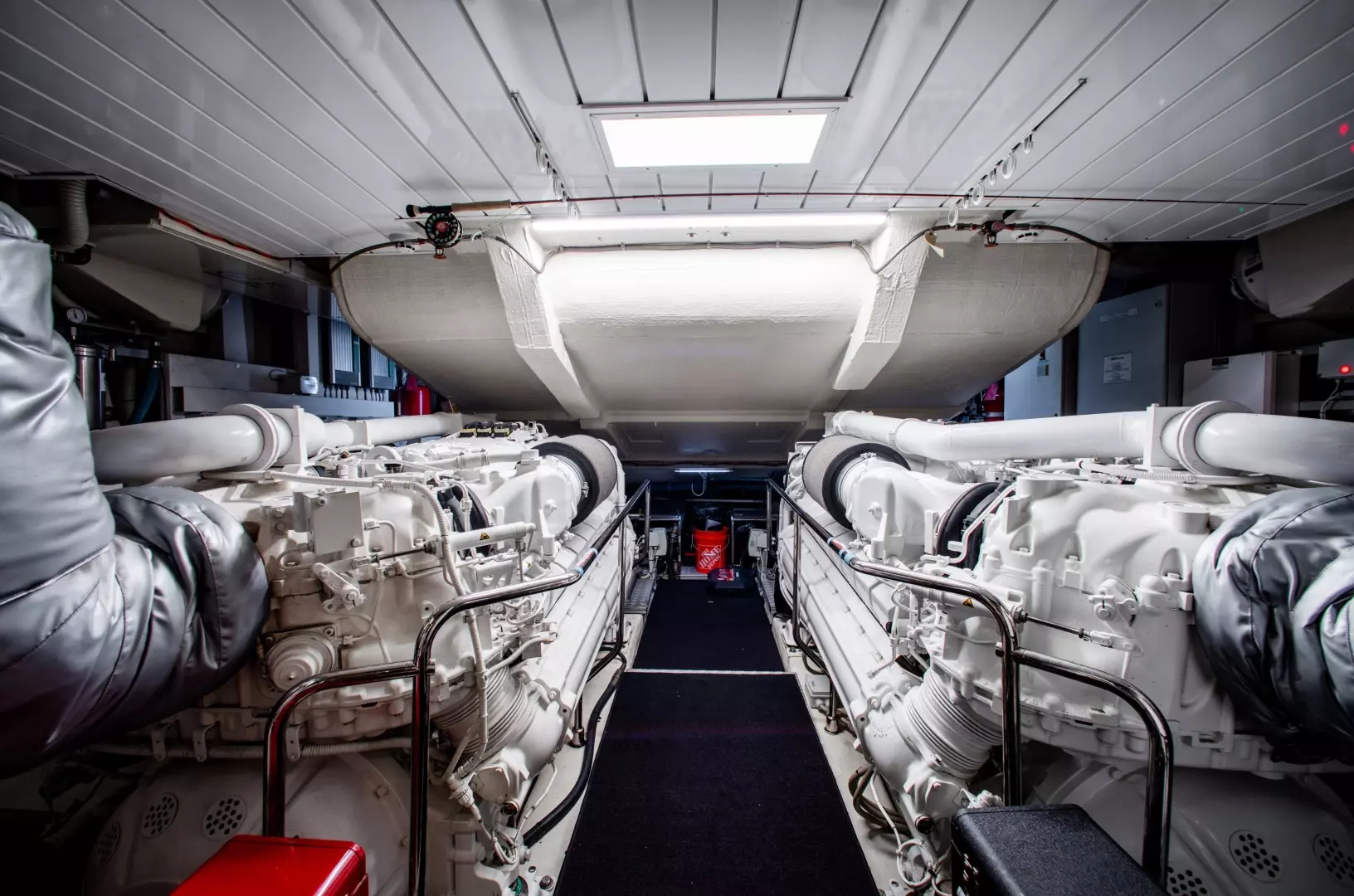 2017 Riva 88 Domino Super - Image 42