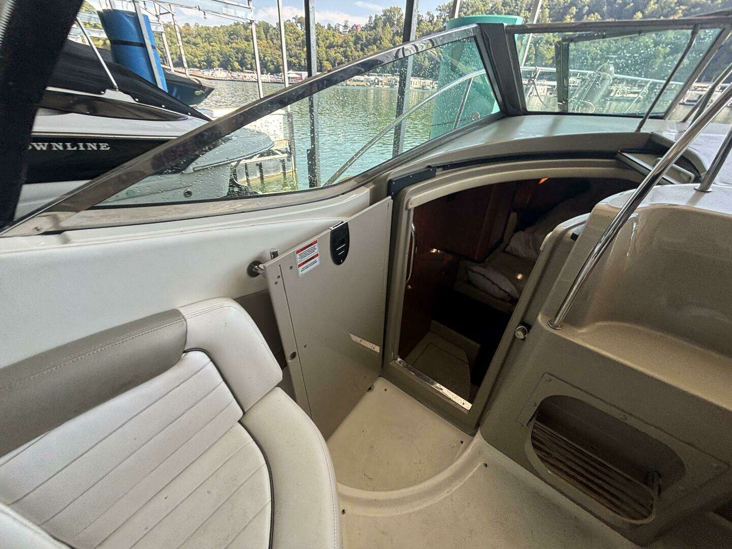 2008 Sea Ray 290 Sundancer - Image 93