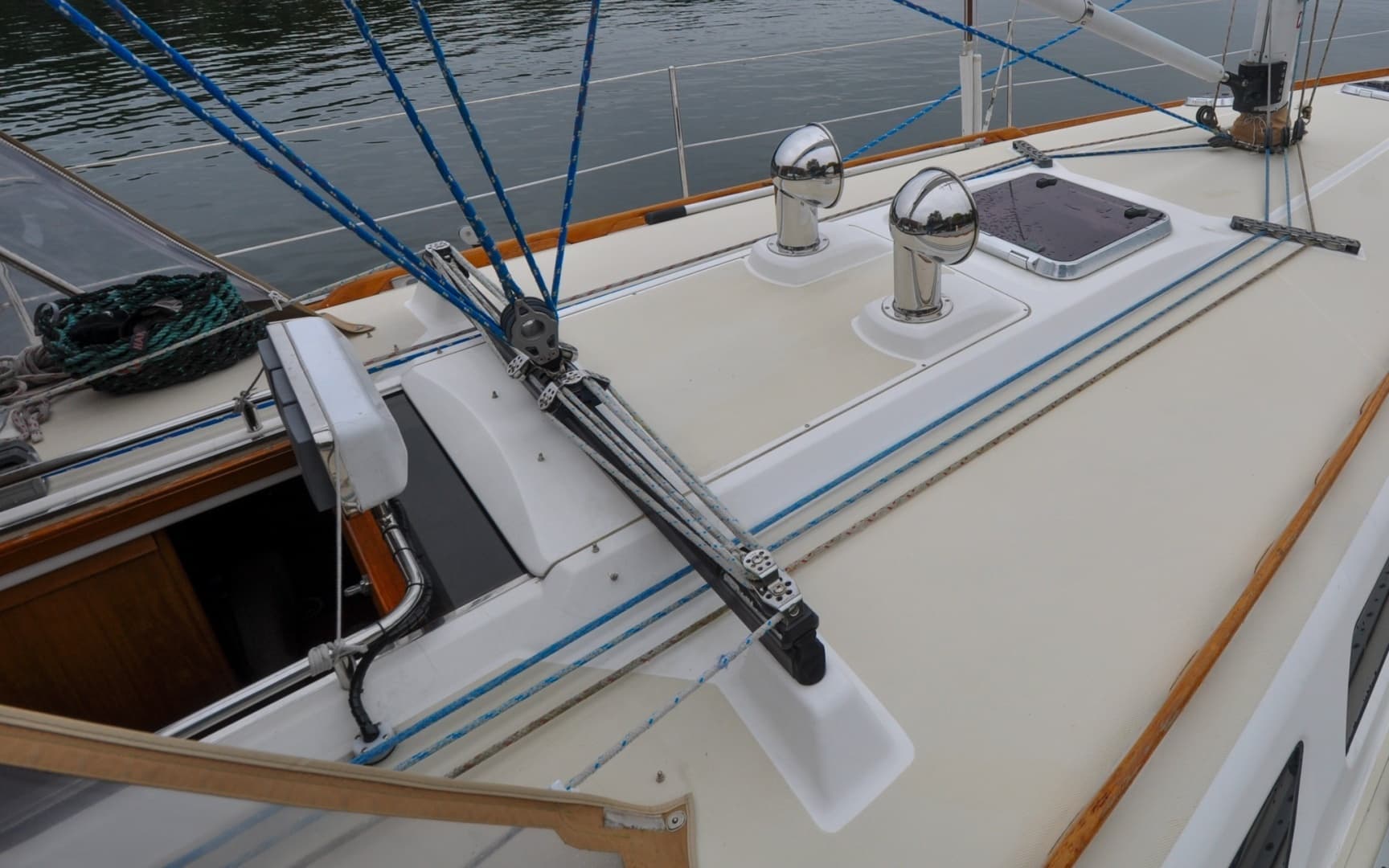2004 Sabre 426 - Image 31
