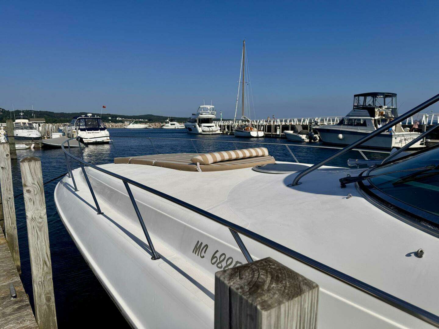 1996 Wellcraft 45 Excalibur - Image 11