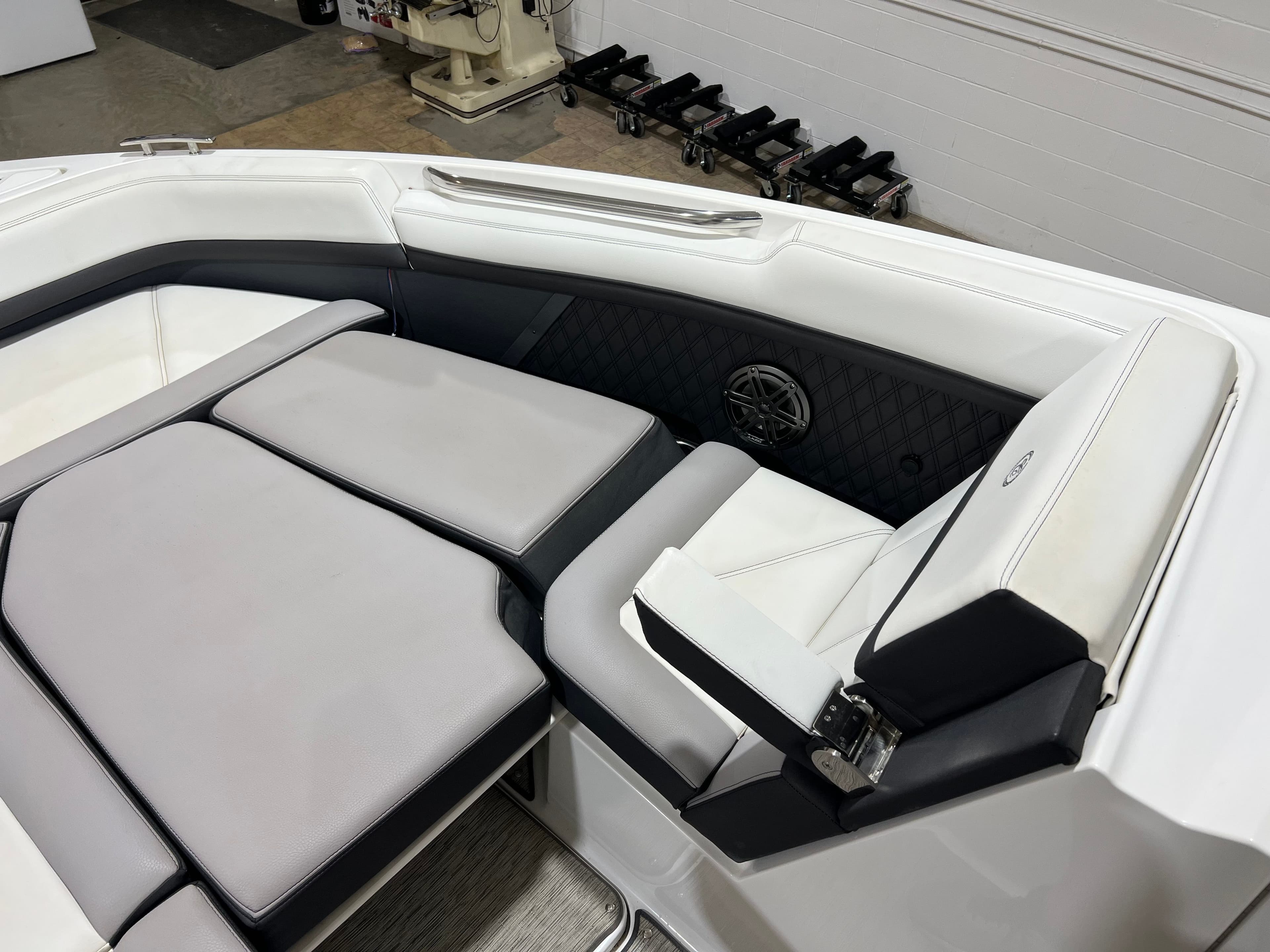 2021 COBALT R8 - Image 27