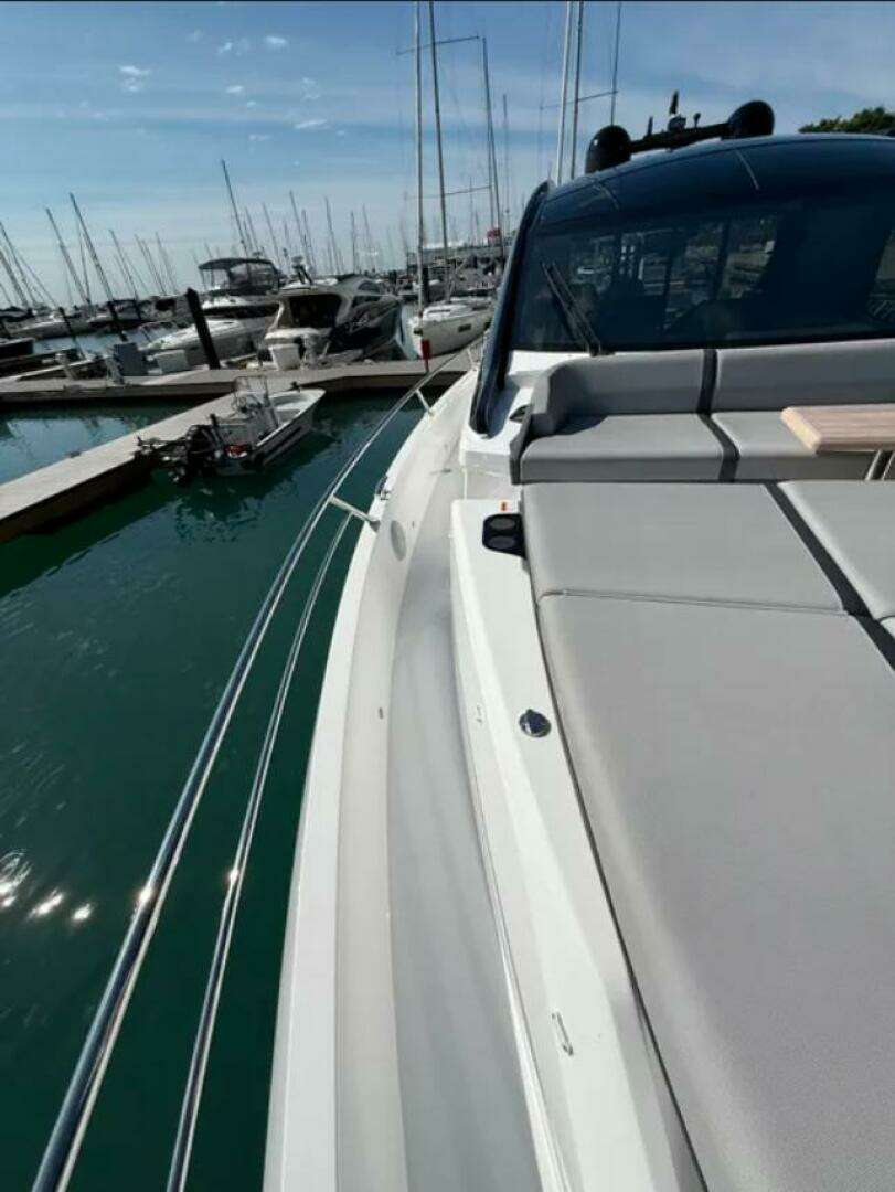 2025 Sunseeker 55 Predator - Image 29