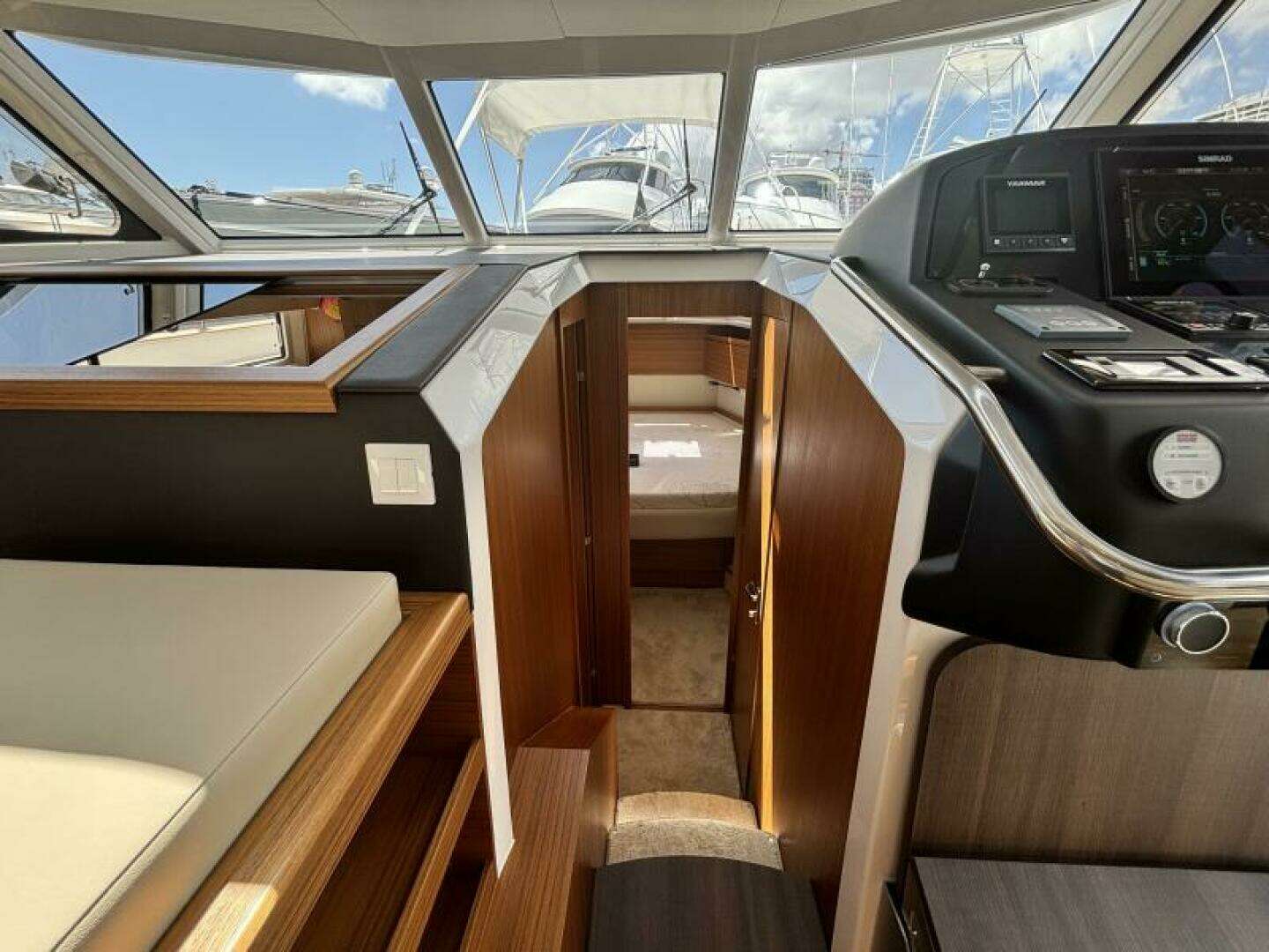 2026 Greenline 40 Hybrid - Image 27